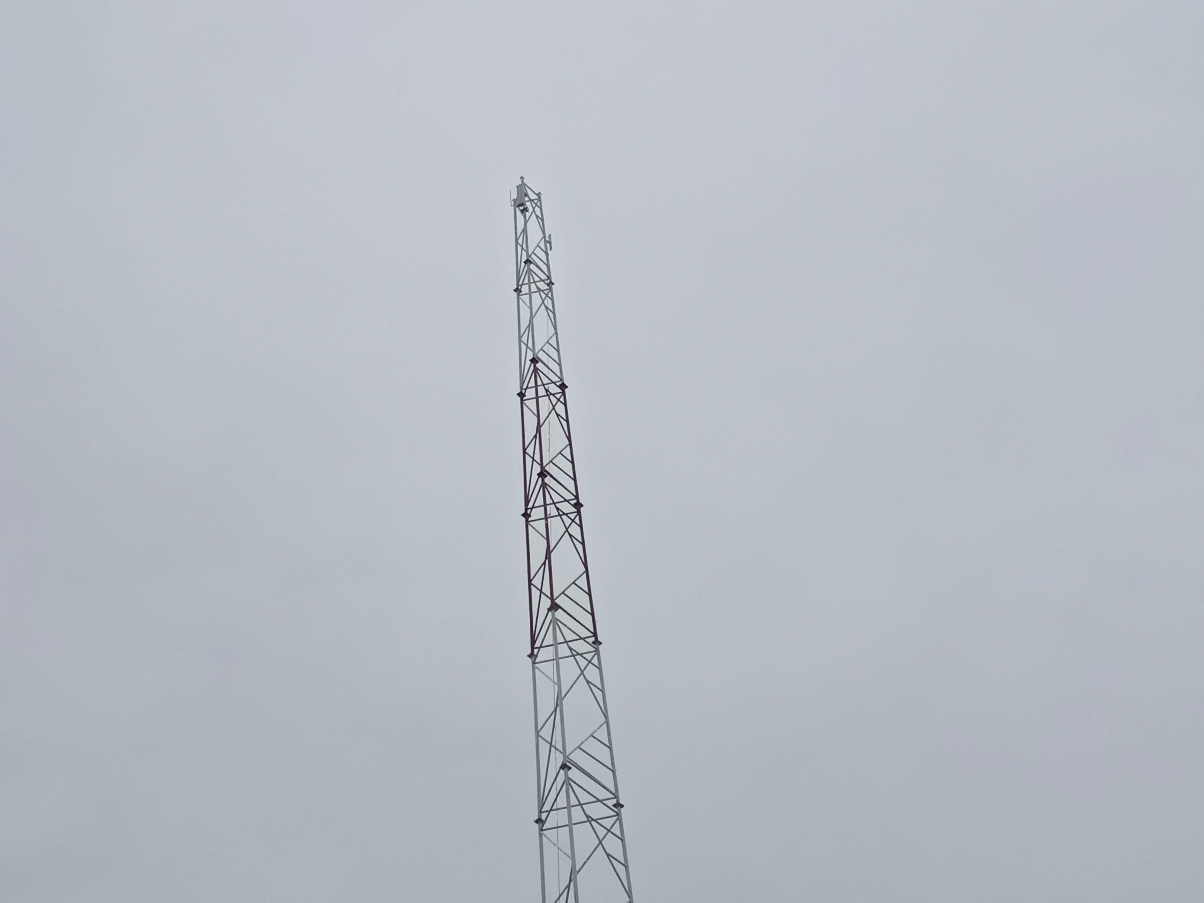 Radio mast at Kuntu Basic J.H.S
