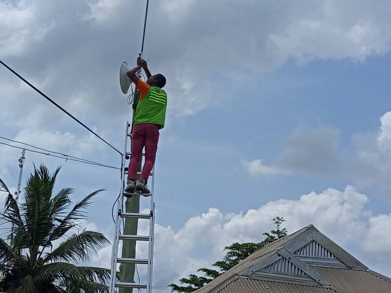 Samreboi Community Network field deployment